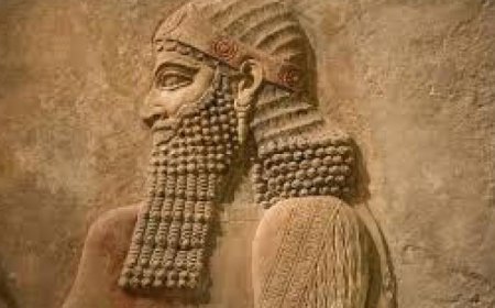 RE SARGON II DI ASSIRIA