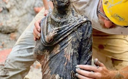 Dalle acque termali il rinvenimento più grande mai emerso in Italia, riscriverà la storia della statuaria etrusca-romana