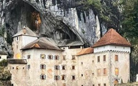 Castel Lueghi, grad Predjama (Slovenia)