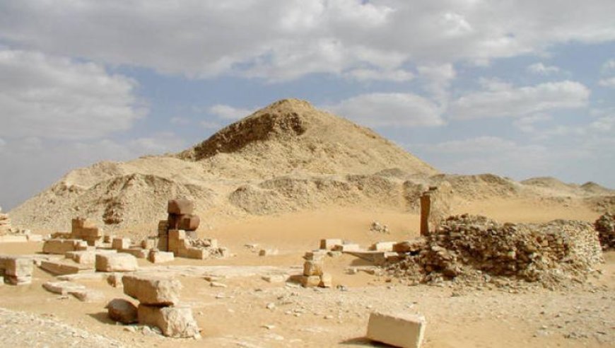 La tomba della regina Neith